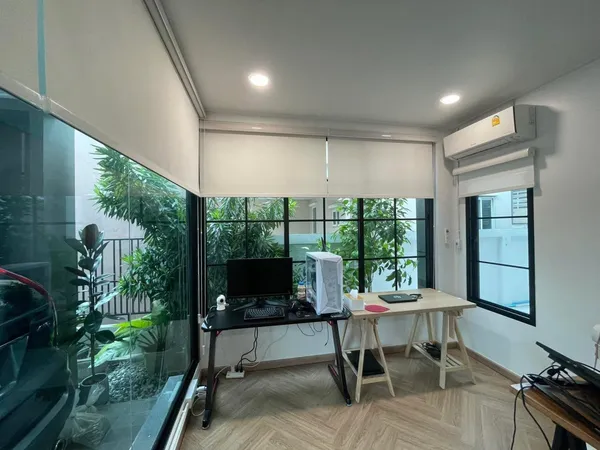 ผลงานการติดตั้งผ้าม่าน ฉากกั้นแอร์ ร้านผ้าม่านสุมาลีดีไซน์ - 22