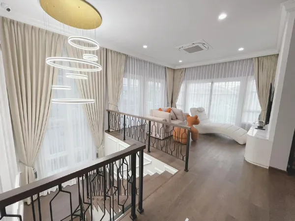 ผลงานการติดตั้งผ้าม่าน ฉากกั้นแอร์ ร้านผ้าม่านสุมาลีดีไซน์ - 31