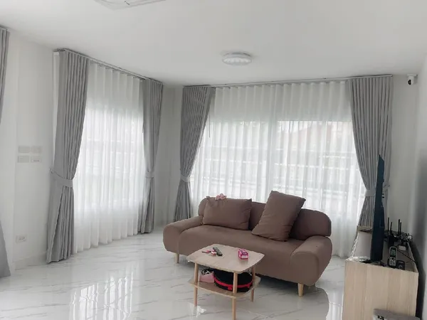 ผลงานการติดตั้งผ้าม่าน ฉากกั้นแอร์ ร้านผ้าม่านสุมาลีดีไซน์ - 33