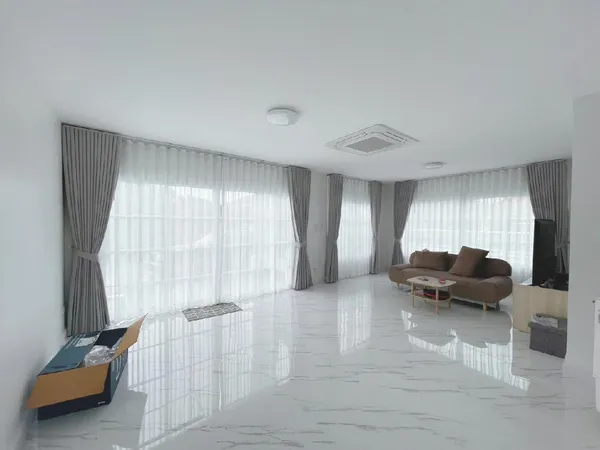 ผลงานการติดตั้งผ้าม่าน ฉากกั้นแอร์ ร้านผ้าม่านสุมาลีดีไซน์ - 37